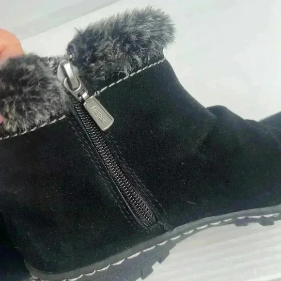 Khombu Lindsey Ladies' All Weather Black Suede Top Faux Fur Boots Size 7m - Picture 4 of 8